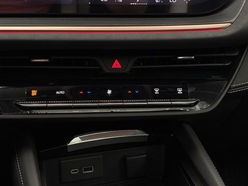 New 2026 Buick Envision Sport Touring image 27