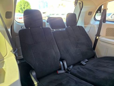 Used 2013 Dodge Grand Caravan SXT FWD image 51