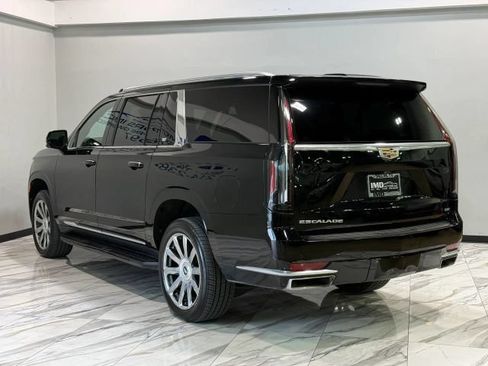 Used 2021 Cadillac Escalade ESV Premium Luxury Platinum w/ Heavy-Duty Trailer Package AWD/4WD image 8