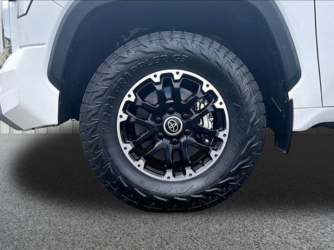 Used 2022 Toyota Tundra SR5 w/ TRD Off-Road Package AWD/4WD image 30