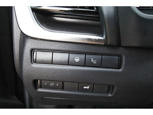 Certified 2022 Nissan Rogue Platinum w/ Head-Up Display Package FWD image 19