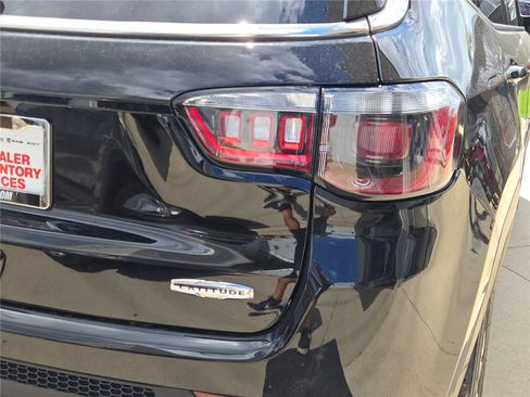 New 2025 Jeep Compass Latitude w/ Convenience Group image 11