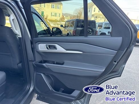 Certified 2025 Ford Explorer Active image 33
