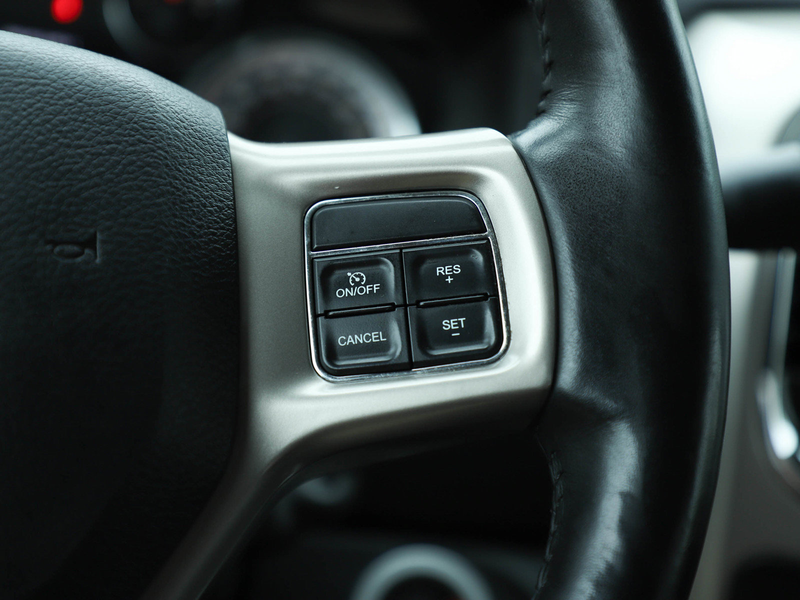 Used 2016 RAM 2500 Laramie AWD/4WD image 27