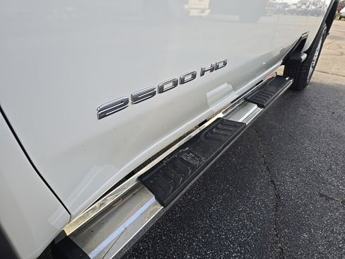 Used 2022 GMC Sierra 2500 SLE w/ SLE Value Package; image 43