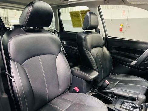 Used 2017 Subaru Forester 2.5i Touring AWD/4WD image 33