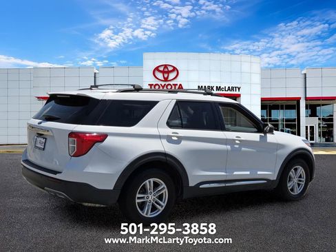Used 2021 Ford Explorer XLT w/ Equipment Group 202A RWD image 5