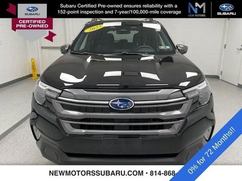 Used 2025 Subaru Forester Premium AWD/4WD image 2