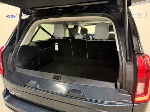 Used 2025 Ford Expedition Max Platinum w/ Driver's Package AWD/4WD image 26