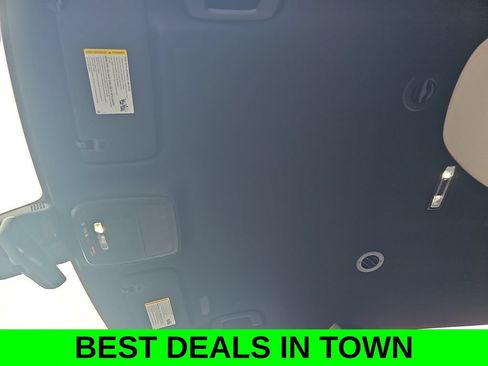 New 2026 Chevrolet Traverse LT w/ Midnight/Sport Edition FWD image 32