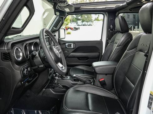 Used 2023 Jeep Wrangler Unlimited Sahara AWD/4WD image 18