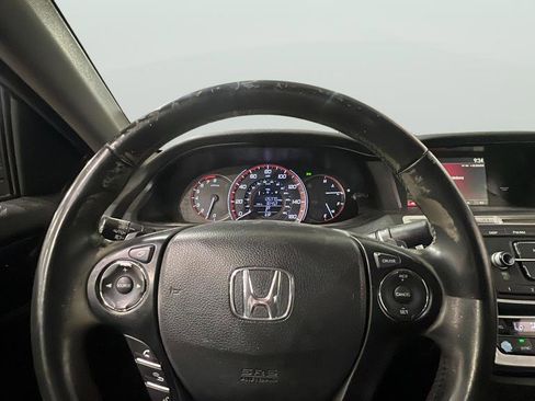 Used 2015 Honda Accord Sport image 30