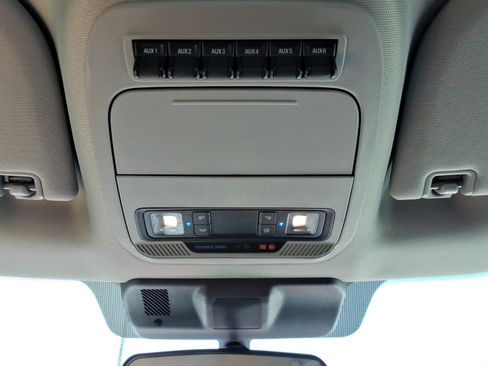Used 2024 Ford F250 XL w/ FX4 Off-Road Package AWD/4WD image 32