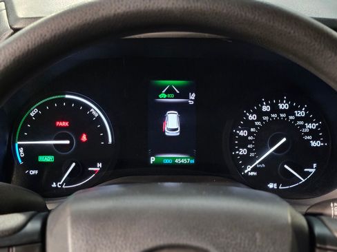 Used 2024 Toyota Sienna LE image 15