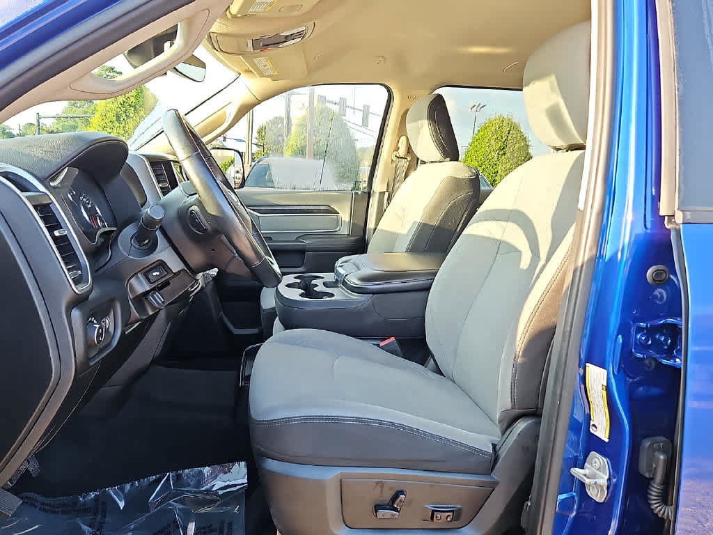 Used 2019 RAM 2500 Big Horn RWD image 12