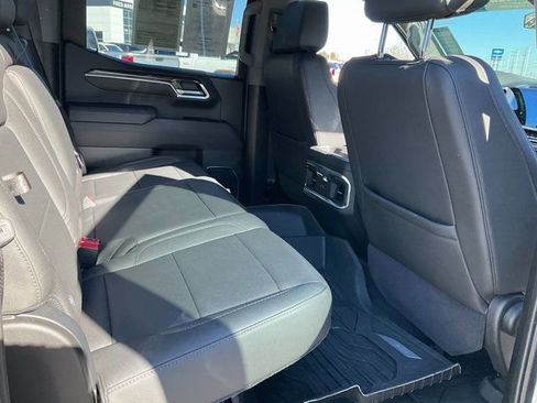 Certified 2025 GMC Sierra 1500 Elevation w/ Elevation Premium Package image 17