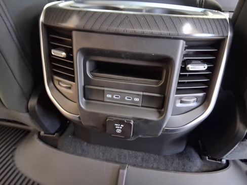 New 2026 RAM 1500 Big Horn AWD/4WD image 18