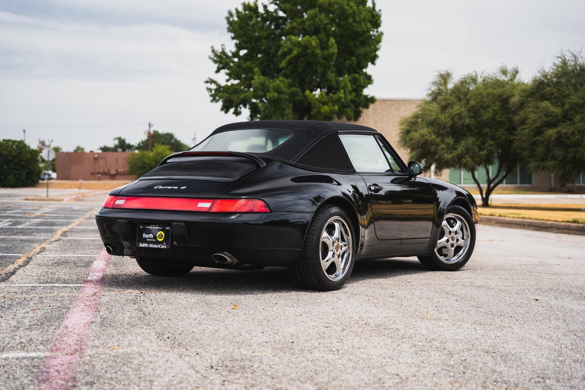 Used 1995 Porsche 911 Carrera RWD image 31