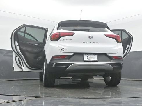 Used 2024 Buick Encore GX Preferred AWD/4WD image 58