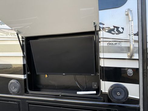 Used 2017 Ford E-450 and Econoline 450 Super Duty w/ Motorhome Prep Package RWD image 21