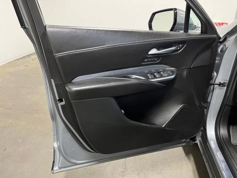 Used 2025 Cadillac XT4 Premium Luxury FWD image 24