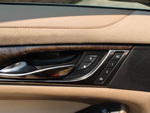 Used 2014 Cadillac CTS Luxury image 32