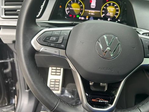 Used 2024 Volkswagen Atlas Peak Edition SE AWD/4WD image 24
