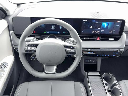 New 2026 Hyundai Ioniq 5 SEL AWD/4WD image 17