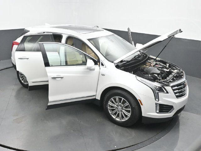 Used 2017 Cadillac XT5 Luxury w/ Driver Awareness Package AWD/4WD image 62