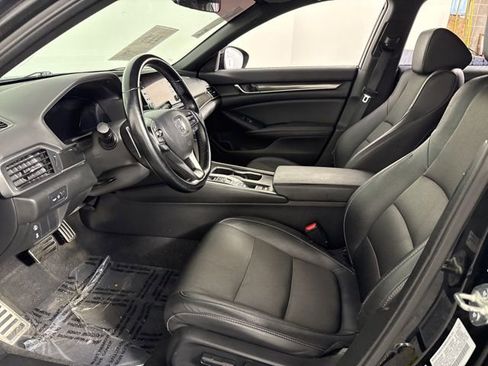 Used 2021 Honda Accord Sport image 12