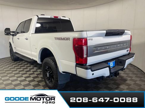Certified 2021 Ford F250 Platinum w/ Tremor Off-Road Package AWD/4WD image 6