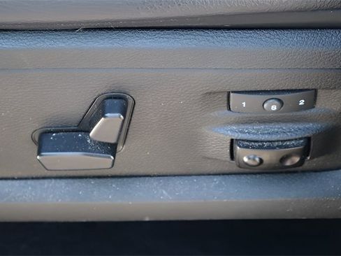 Used 2018 RAM 1500 Laramie w/ Convenience Group image 13