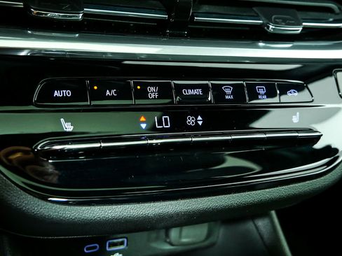 Used 2024 Buick Envista Avenir FWD image 14