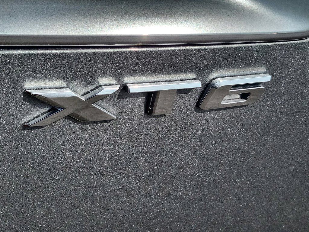 Certified 2023 Cadillac XT6 Premium Luxury FWD image 32