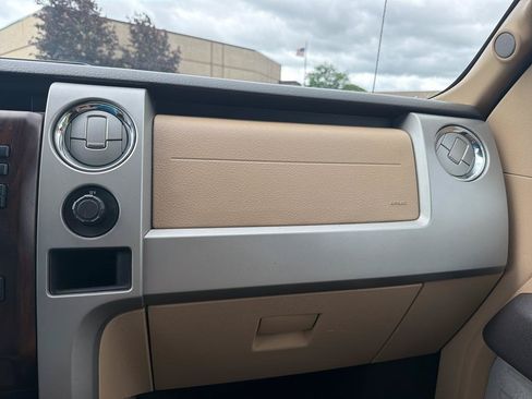 Used 2012 Ford F150 Lariat w/ Lariat Chrome Pkg AWD/4WD image 16