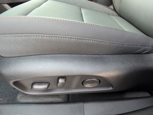 Used 2026 GMC Terrain AT4 image 19