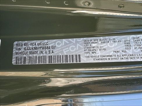 Used 2023 Jeep Wrangler Unlimited w/ Cold Weather Group AWD/4WD image 35