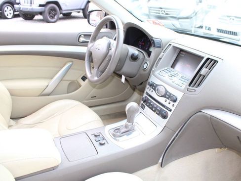 Used 2009 INFINITI G37 x Coupe w/ Premium Pkg AWD/4WD image 12