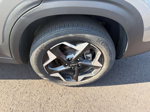 Certified 2024 Kia Seltos EX AWD/4WD image 7