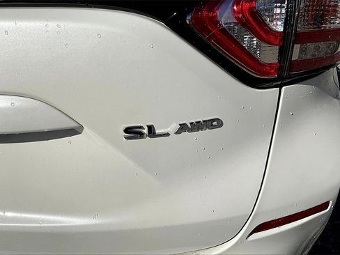 Used 2018 Nissan Murano SL w/ Moonroof Package image 8