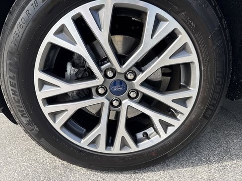 Certified 2022 Ford Escape SEL AWD/4WD image 24