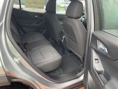 New 2025 Chevrolet Equinox LT w/ Safety and Technology Package image 17