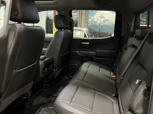 Used 2019 Chevrolet Silverado 1500 LT Trail Boss AWD/4WD image 16