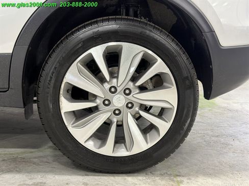Used 2019 Buick Encore Preferred AWD/4WD image 16
