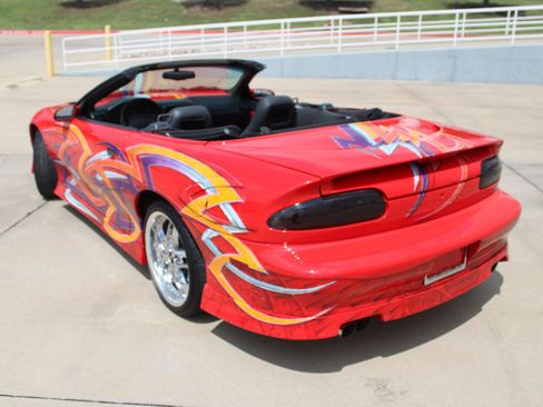 Used 1997 Chevrolet Camaro LT w/ Preferred Equipment Group 2 RWD image 8