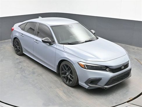 Used 2022 Honda Civic Sport image 13