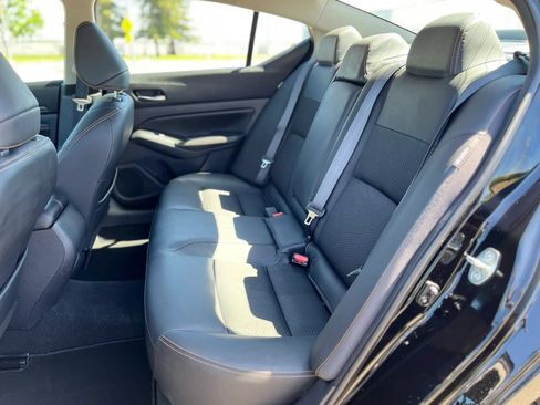 Used 2019 Nissan Altima 2.5 SR AWD/4WD image 12