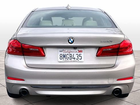 Used 2019 BMW 530i w/ Convenience Package image 7