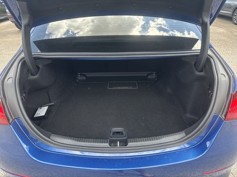 Used 2023 Mercedes-Benz C 300 Sedan image 8