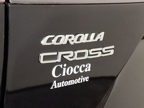 Used 2024 Toyota Corolla Cross LE AWD/4WD image 29